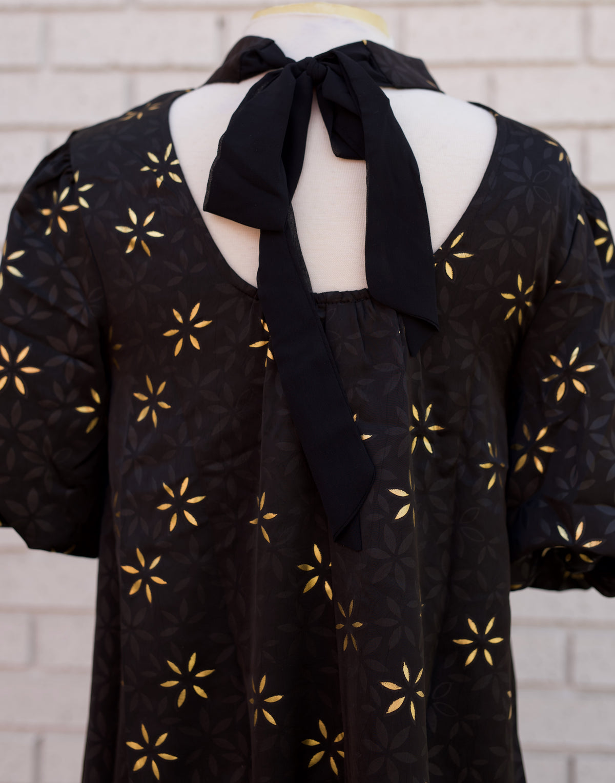 HIGH NECK TIE BACK METALLIC FLORAL PRINT DRESS - BLACK
