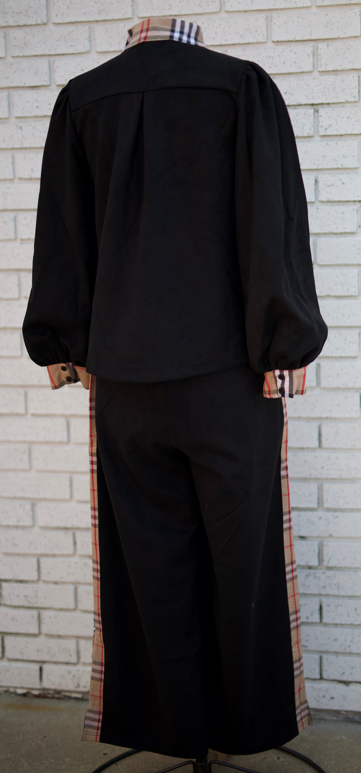 BLACK 3/4 PUFF SLEEVE TOP  & PANTS WITH PLAID CONTRAST TRIM 2 PC SET