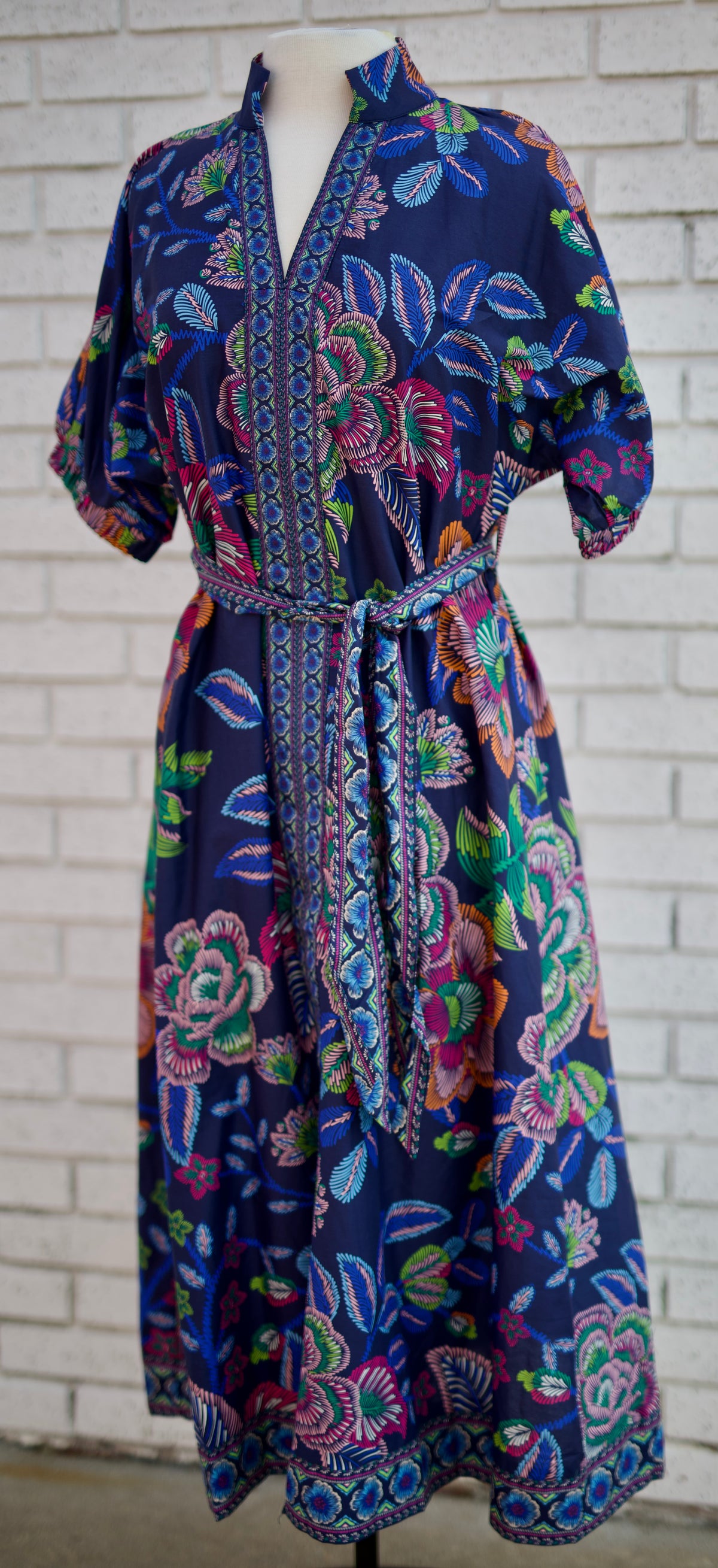 NAVY FLORAL PUFF SLEEVE BUTTON DOWN TIE WAIST  MIDI DRESS
