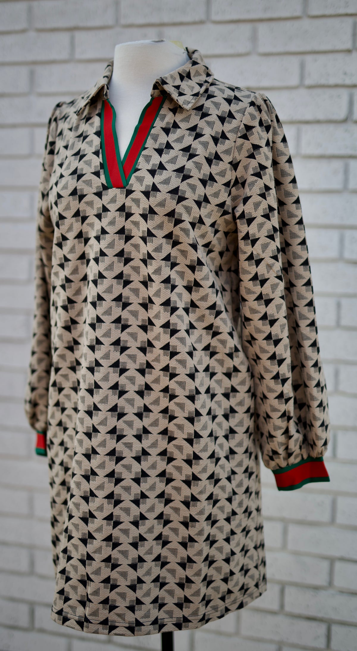 TAUPE LOG SLEEVE DRESS WITH GEOMETRIC PRINT & STRIPE CONTRAST TRIM