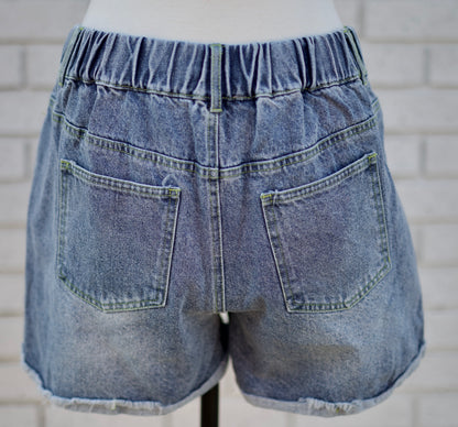 STRAWBERRY EMBROIDERED DENIM SHORTS