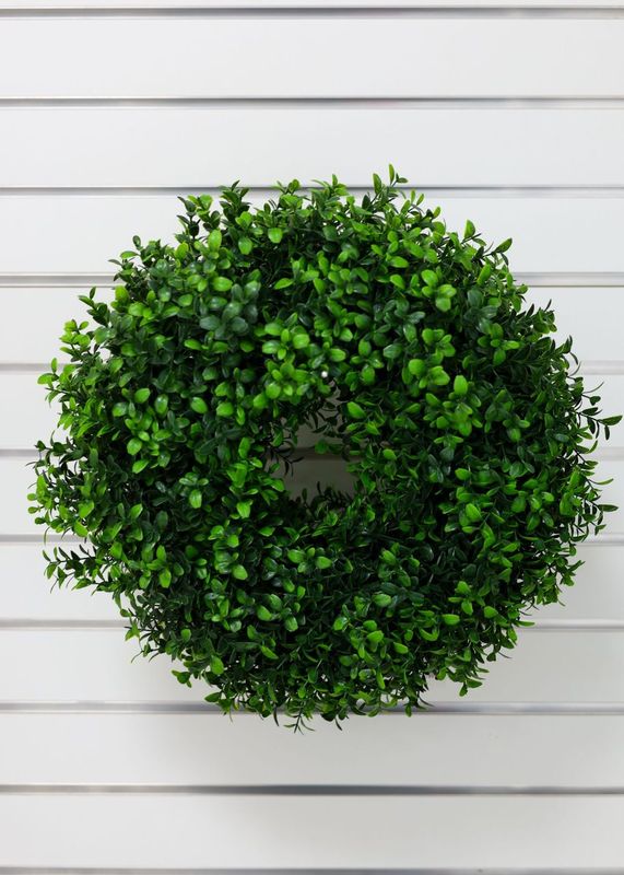 16” ROUND WREATH - DARK