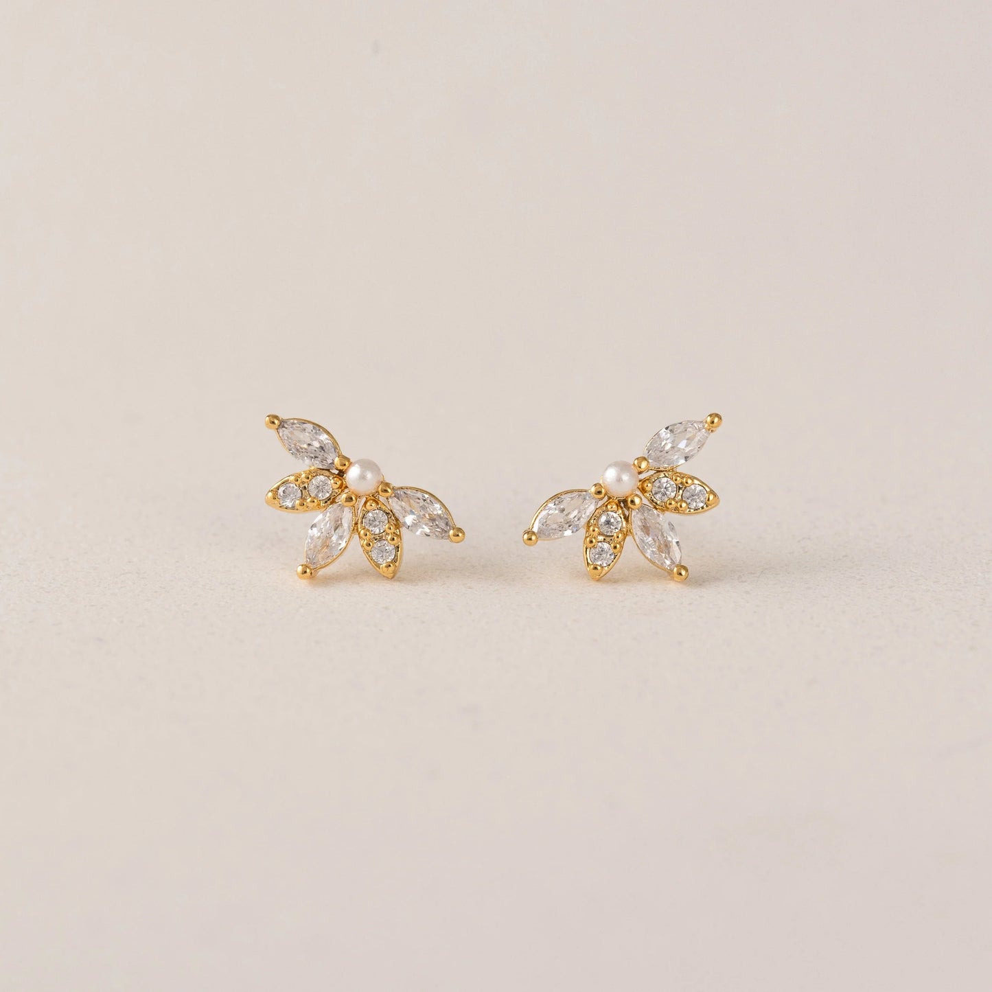 HARLOWE STUD EARRINGS - GOLD