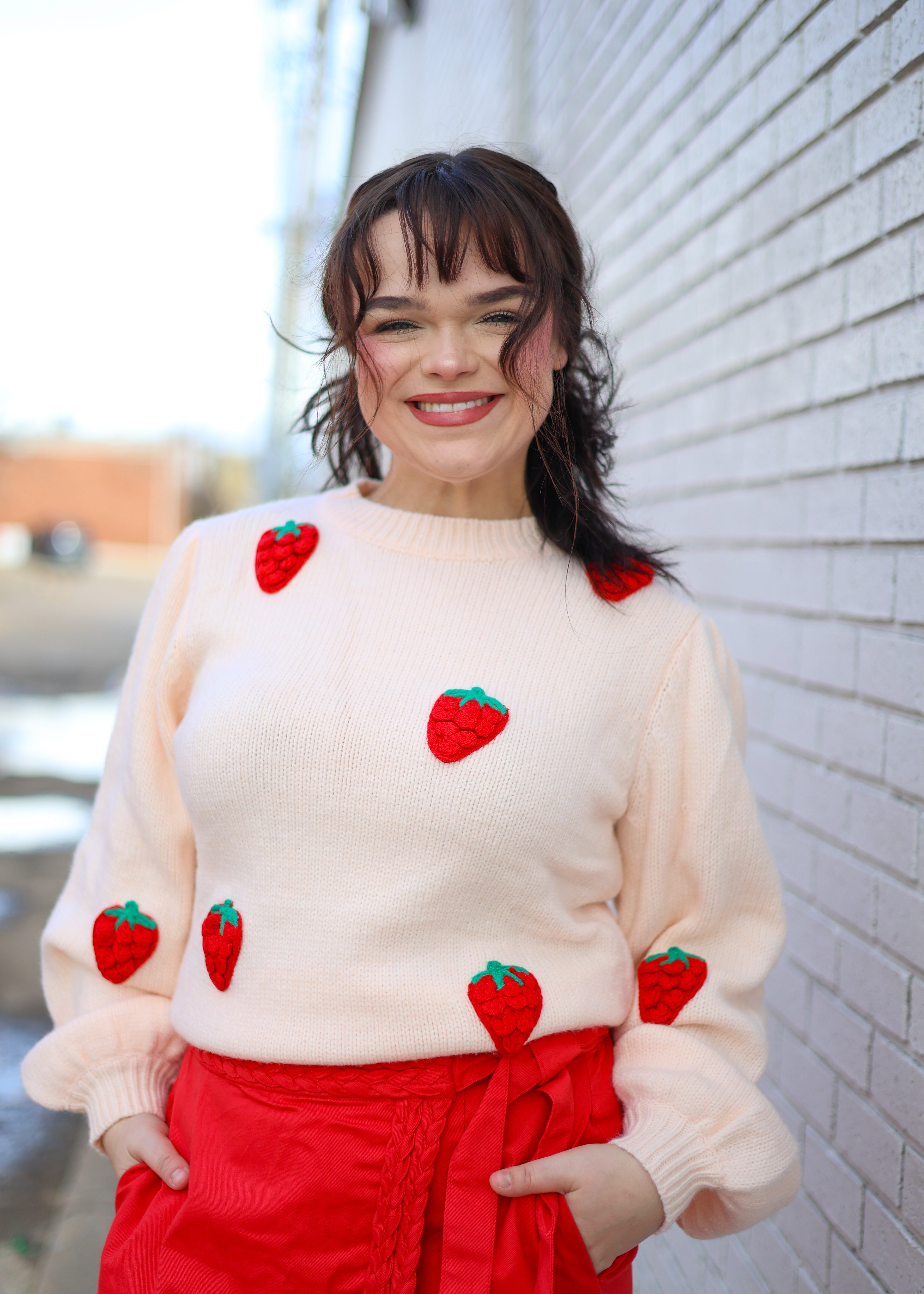 PINK SWEATER W/3D STRAWBERRIES