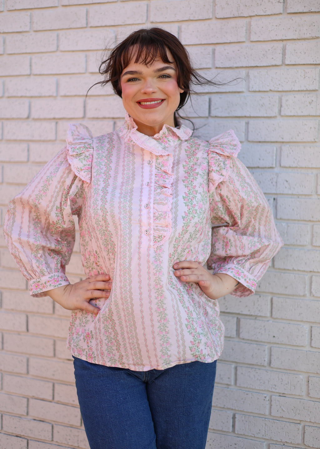 PINK VERTICAL FLORAL STRIPE RUFFLE BLOUSE