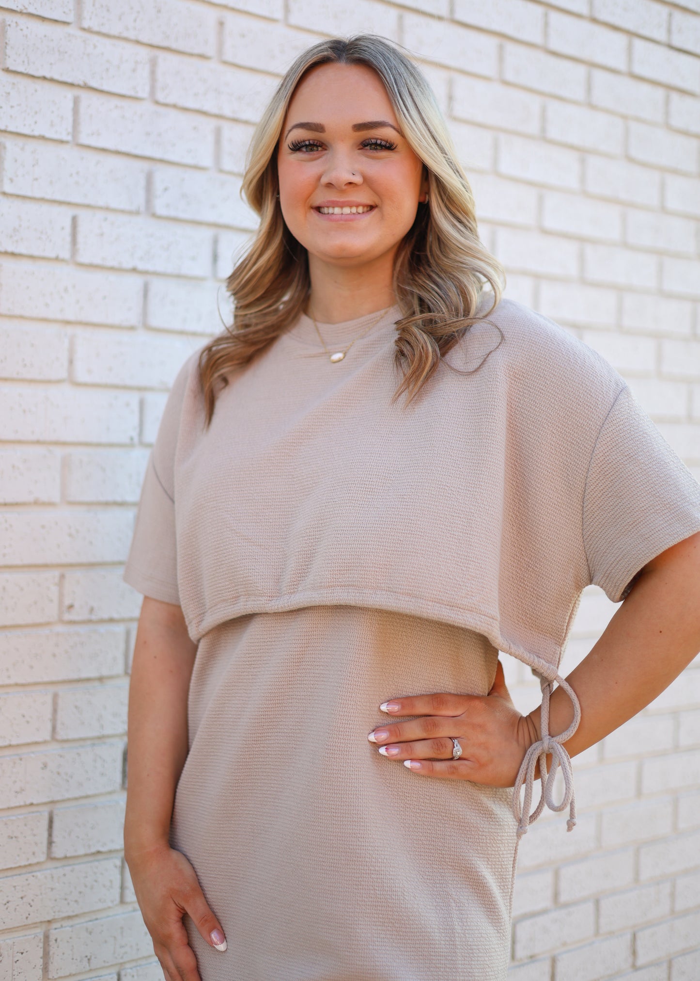 TAUPE ROUND NECK MIDI TOP BOTTOM CINCHED DRESS