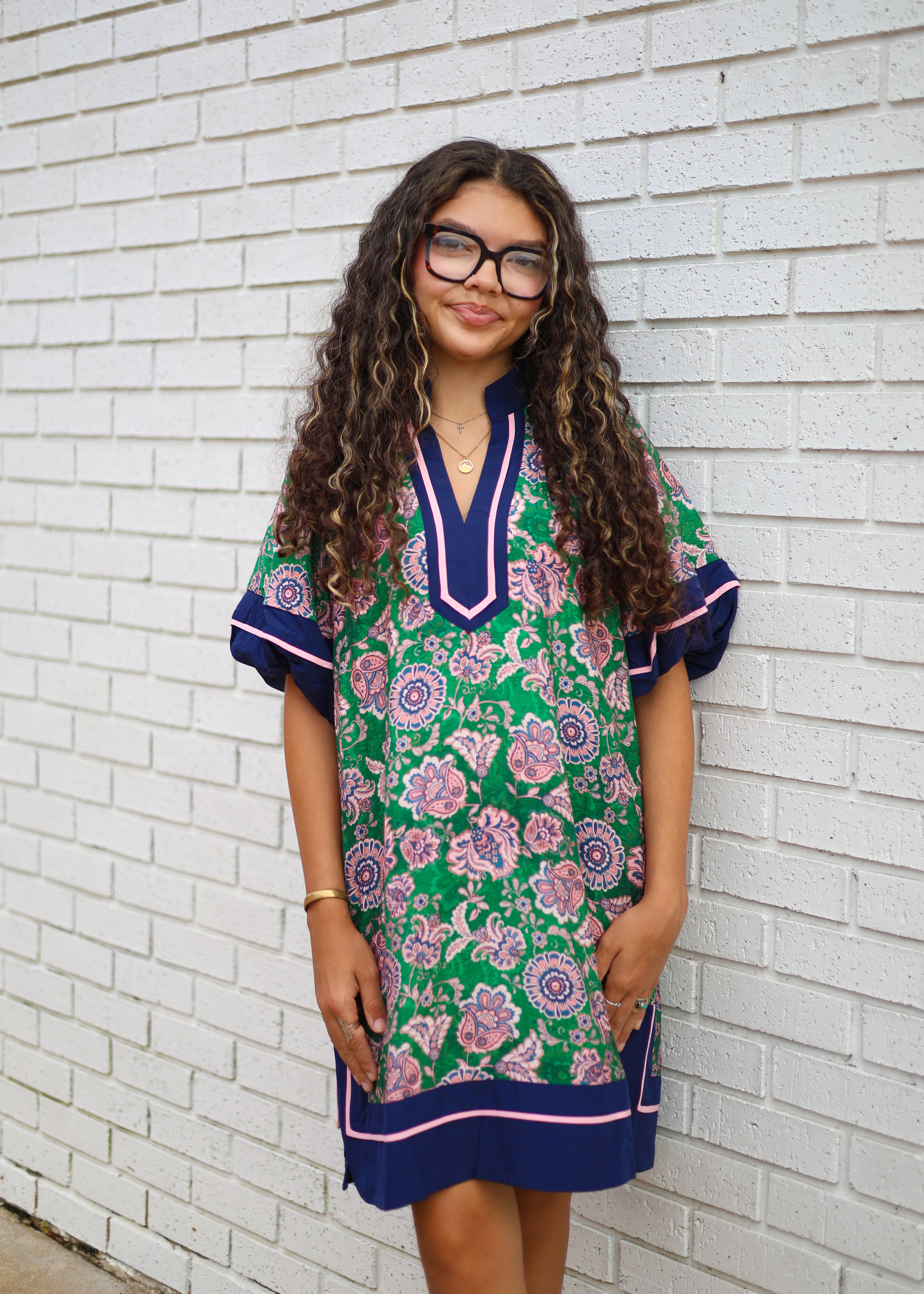 GREEN FLORAL PAISLEY PRINT PULLOVER MINI DRESS W/CONTRAST ACCENT