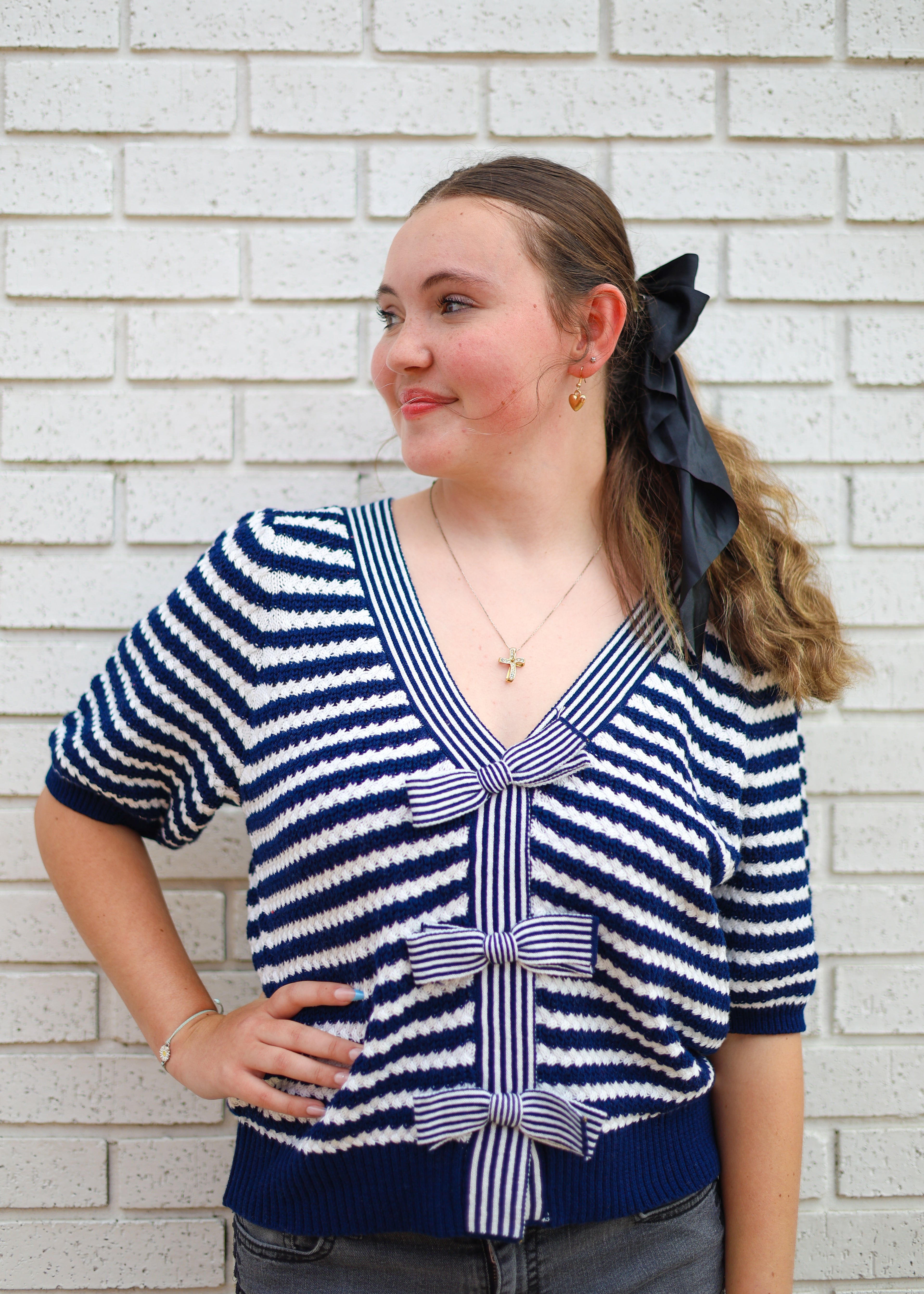 NAVY/OFF WHITE STRIPED CARDIGAN W/VNECK & BOWS