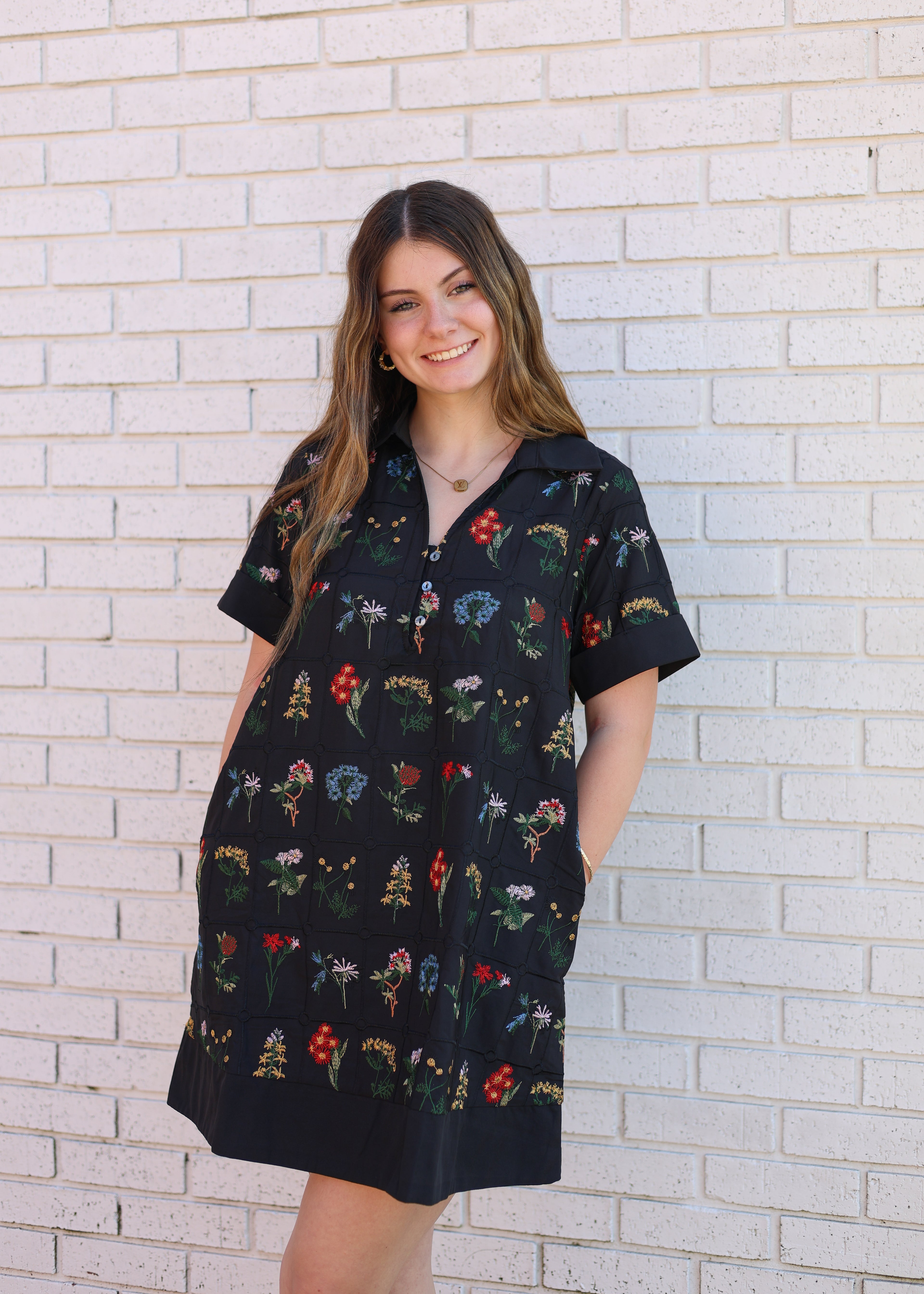 BLACK FLORAL EMBROIDERED MINI DRESS