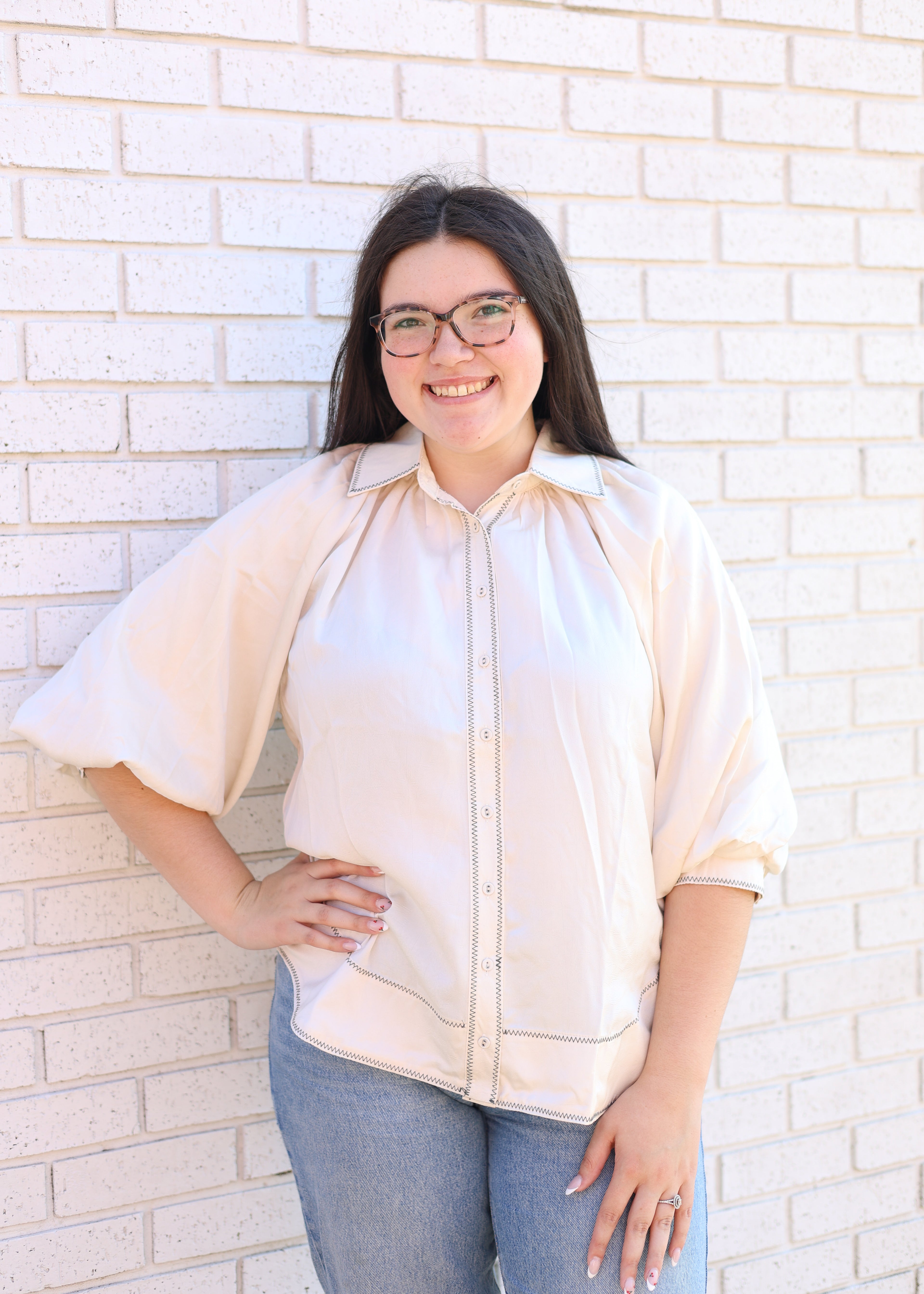 CREAM BLOUSE W/SAGE GREEN ZIGZAG STITCH TRIM DETAIL