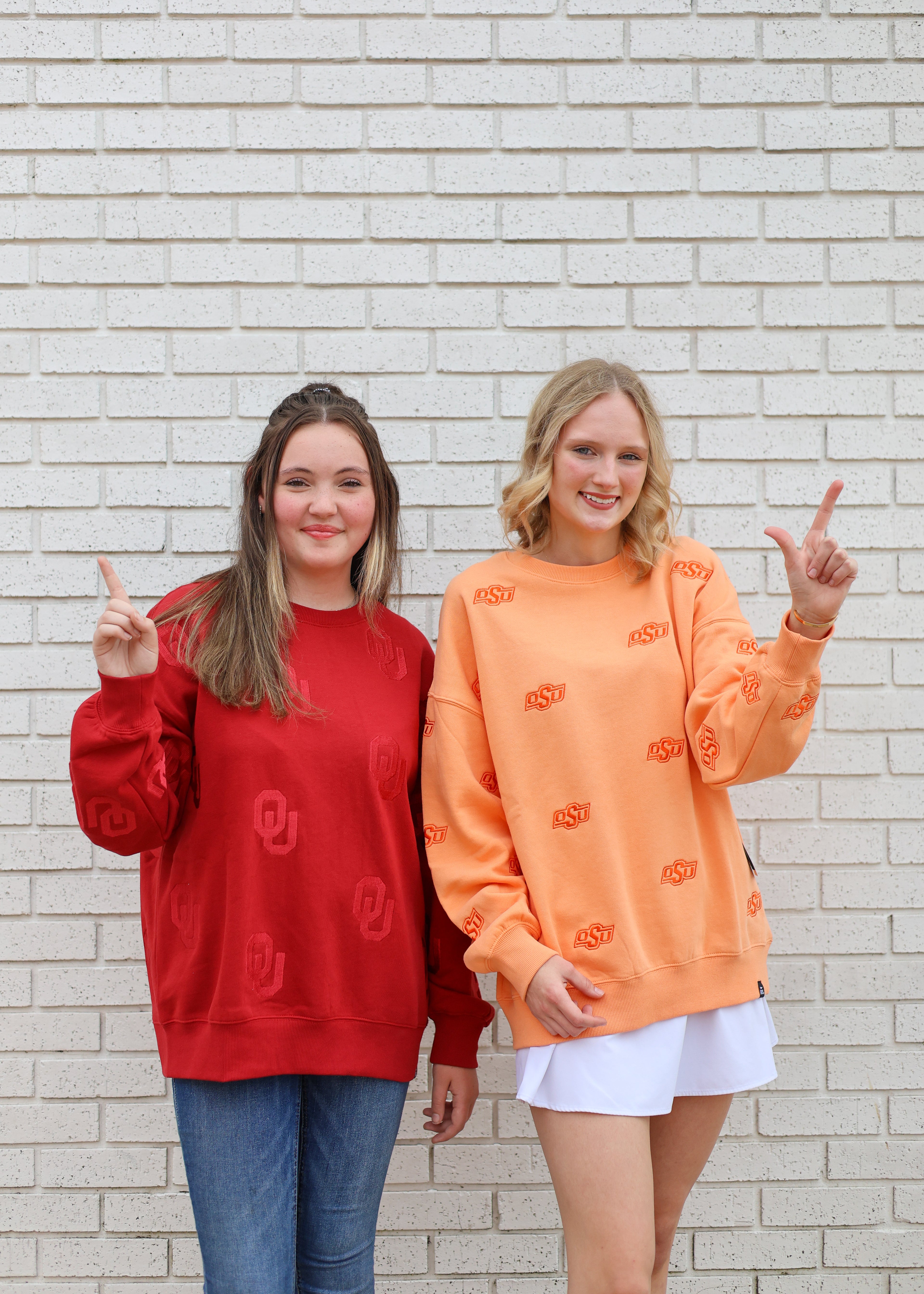 Oklahoma Ritter Repeat Lantern Sleeve Crew