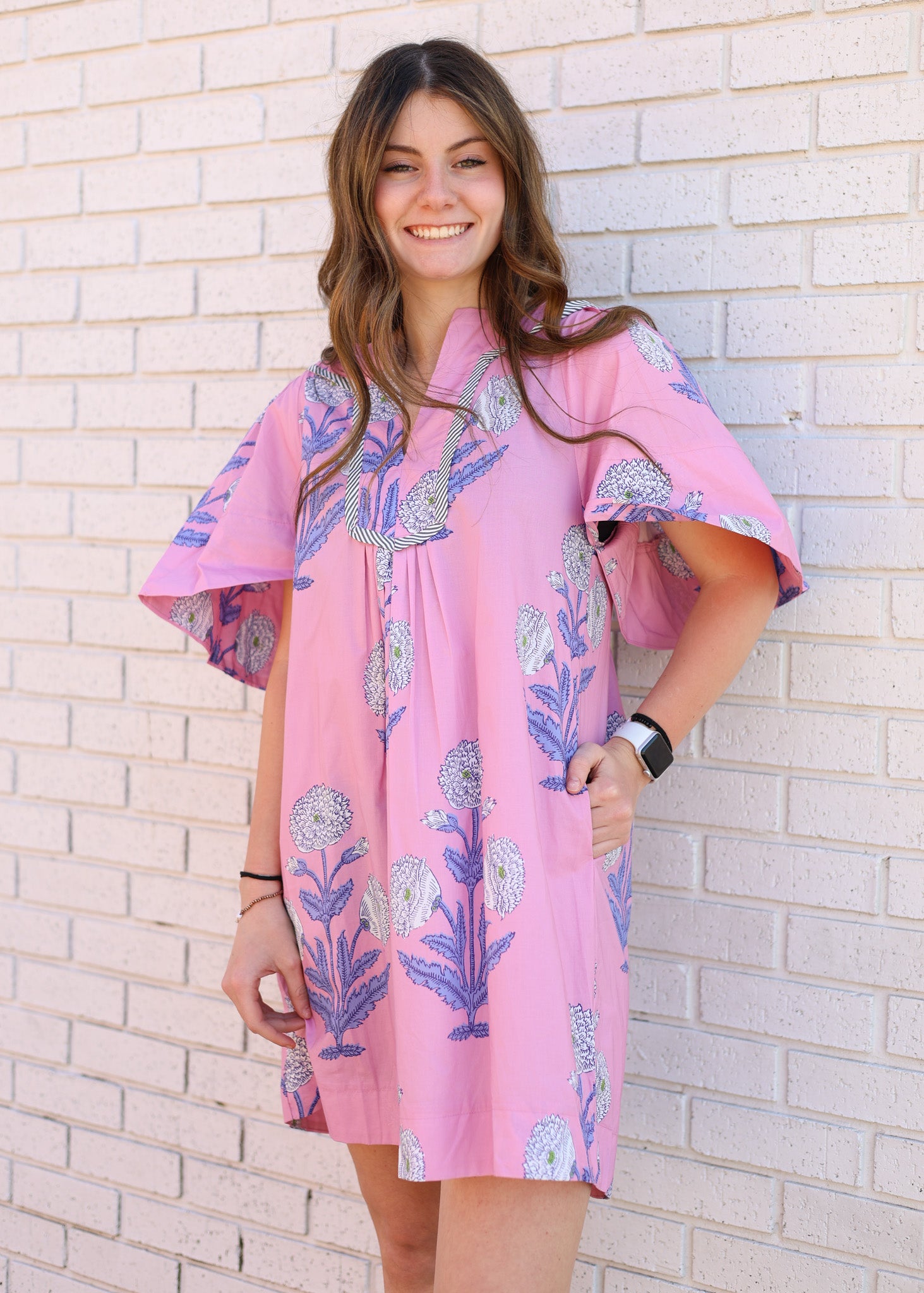 PINK MIX FLUTTER SLEEVE PLEATED DETAIL MIDI DRESS