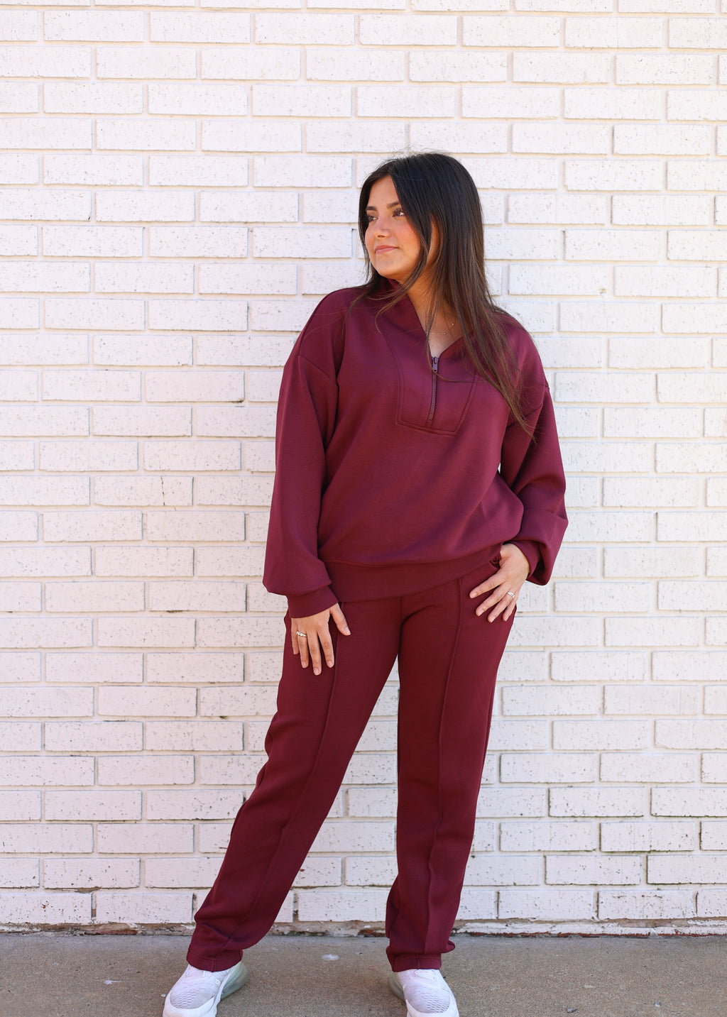 SCUBA LUXE V-NECK JACKET - WINE