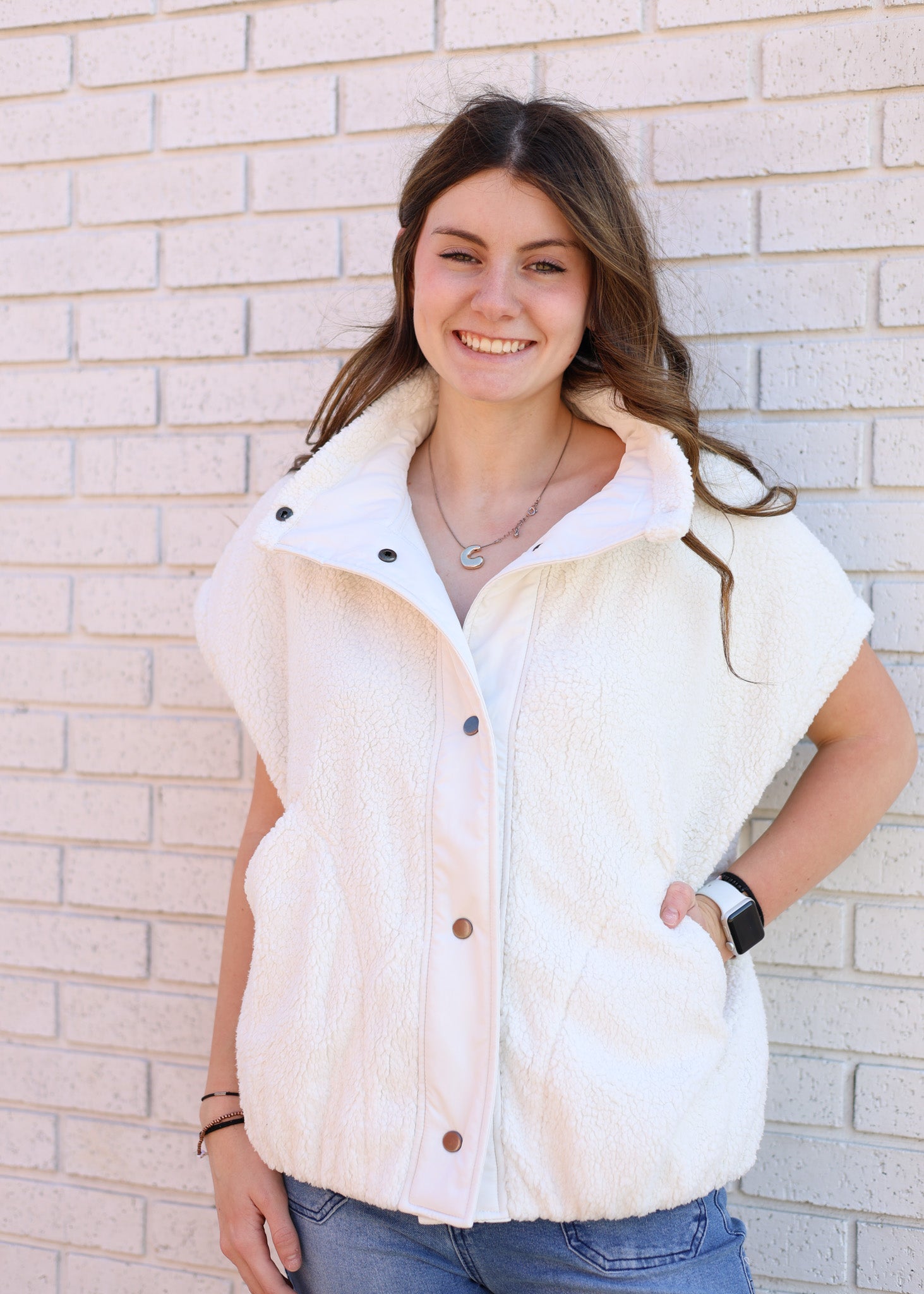 OVERSIZED MICRO SHERPA VEST - IVORY