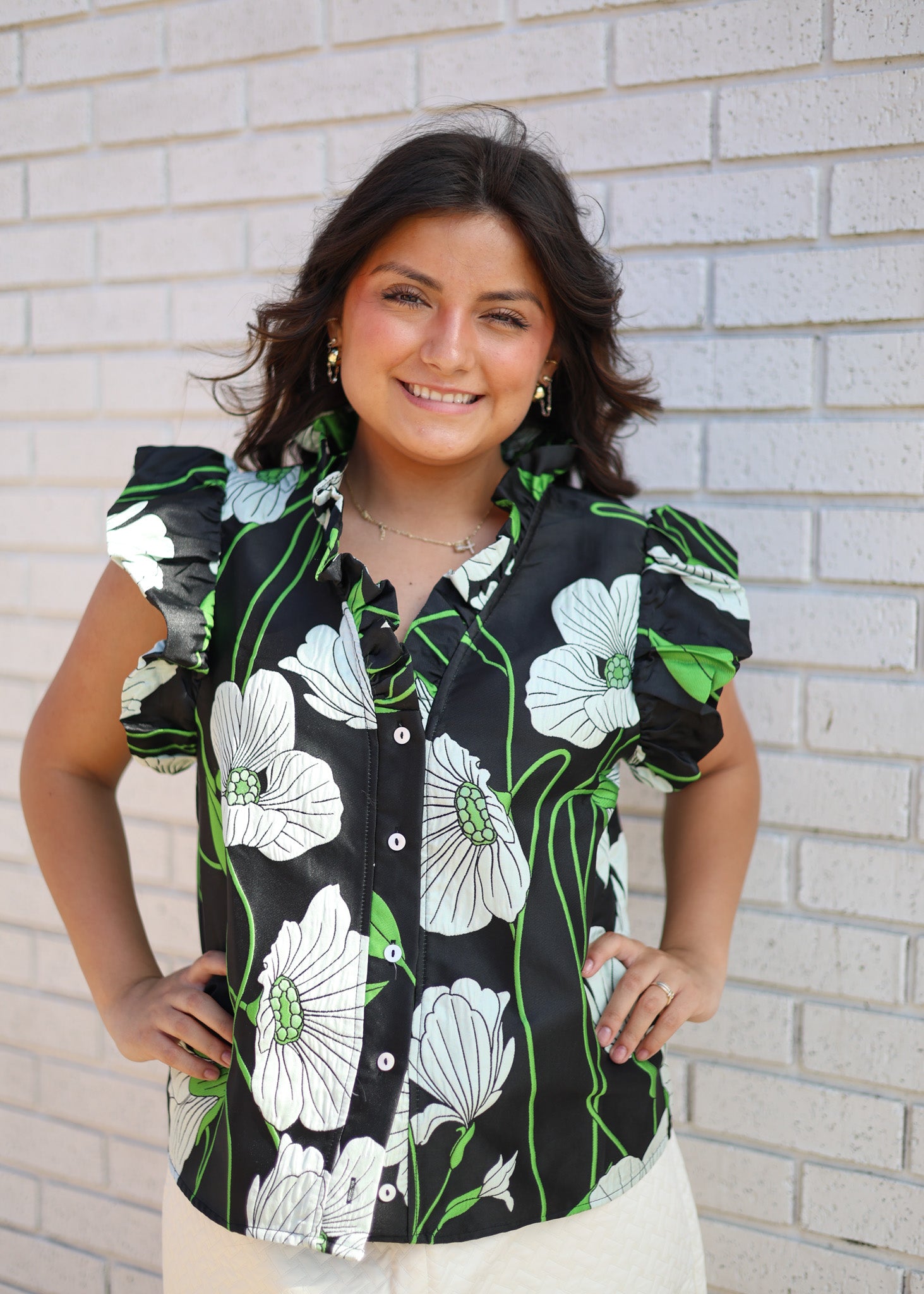 BLACK W/WHITE & GREEN FLORAL PRINT FLUTTER SLEEVE BUTTON FRONT BLOUSE