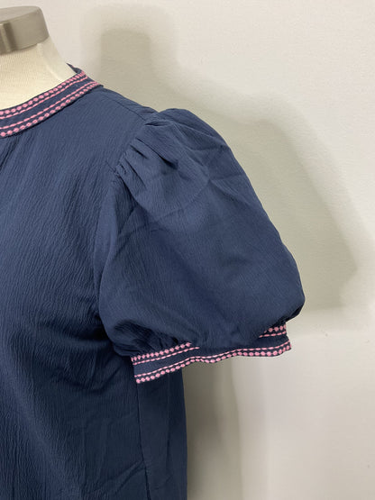 SHORT PUFF SLEEVE SHIFT DRESS WITH EMBROIDERY ACCENT - NAVY