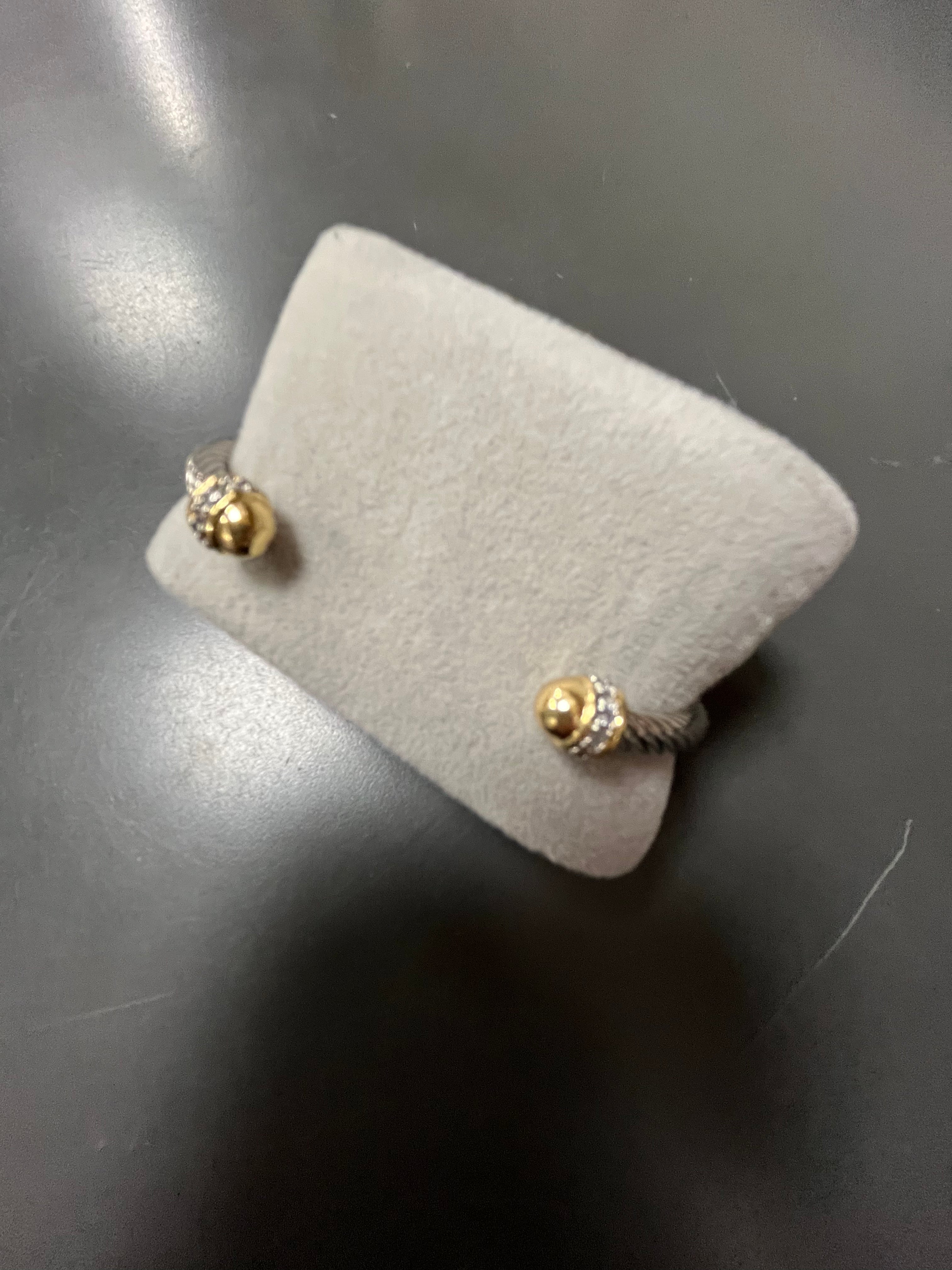 SILVER CABLE BRACELET WITH GOLD END CAPS