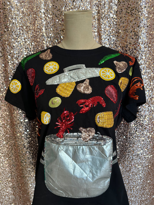 BLACK CRAWFISH POT TEE