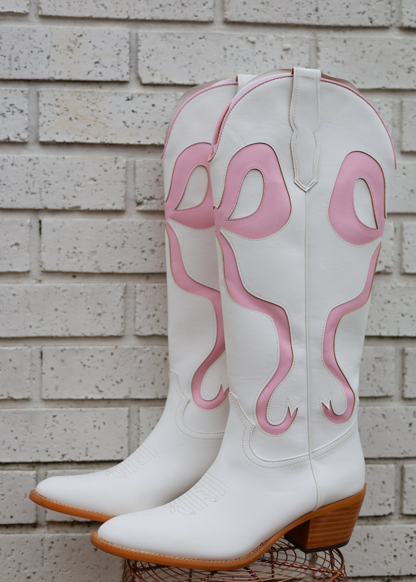 Baby Pink Bow White Cowboy Boots