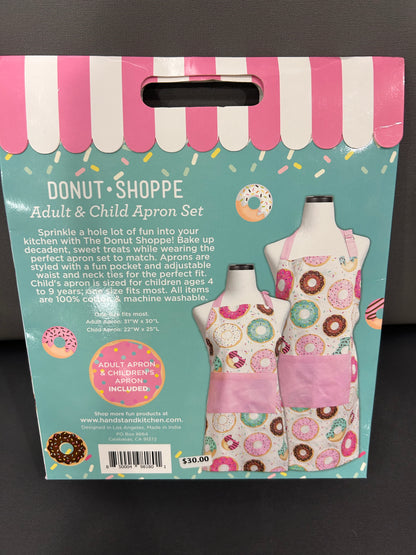 DONUT MOMMY & ME APRON SET