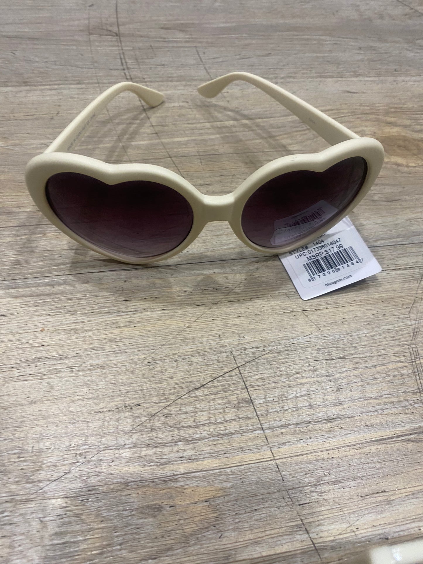1404 ROSE MATTE HEART COLOR ASST