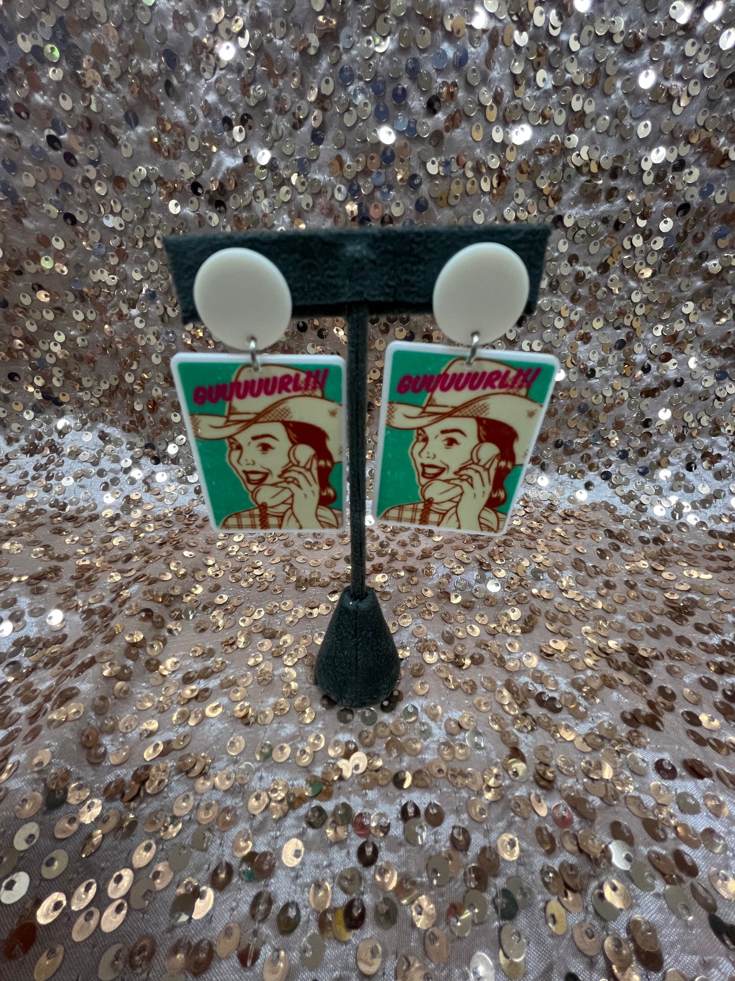 GUUURL EARRINGS