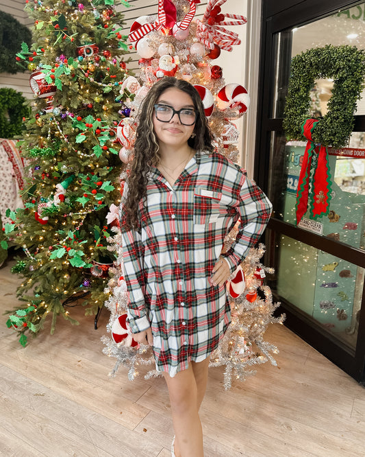 VICTORIA CHIC WHITE PLAID LONG SLEEVE SLEEP DRESS