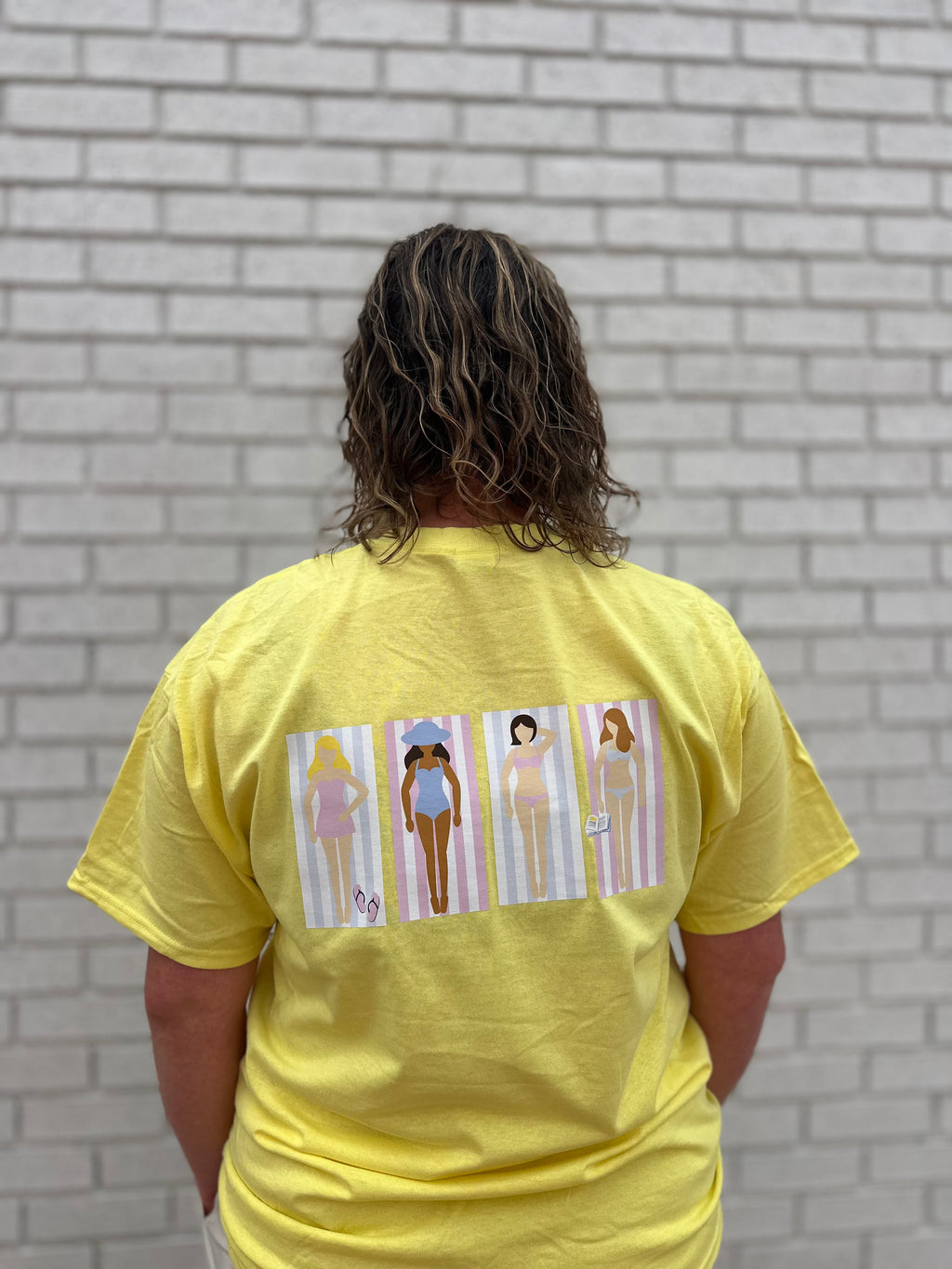 YELLOW CARLTON LANDING BEACH LADIES TSHIRT