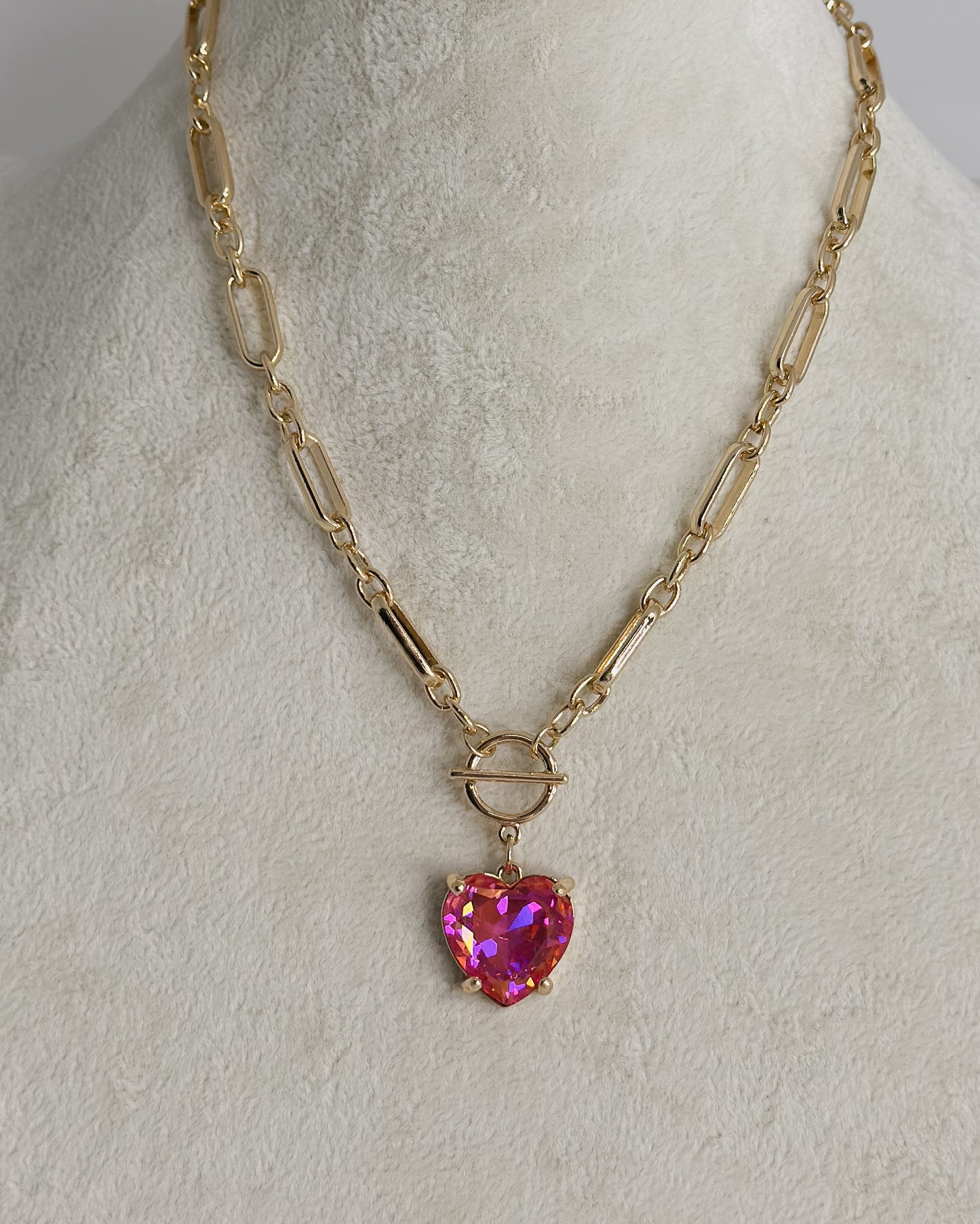 GOLD PAPERCLIP NECKLACE WITH TOGGLE CLASP AND NEON PINK HEART GEM PENDANT - Pharm Favorites by Economy Pharmacy