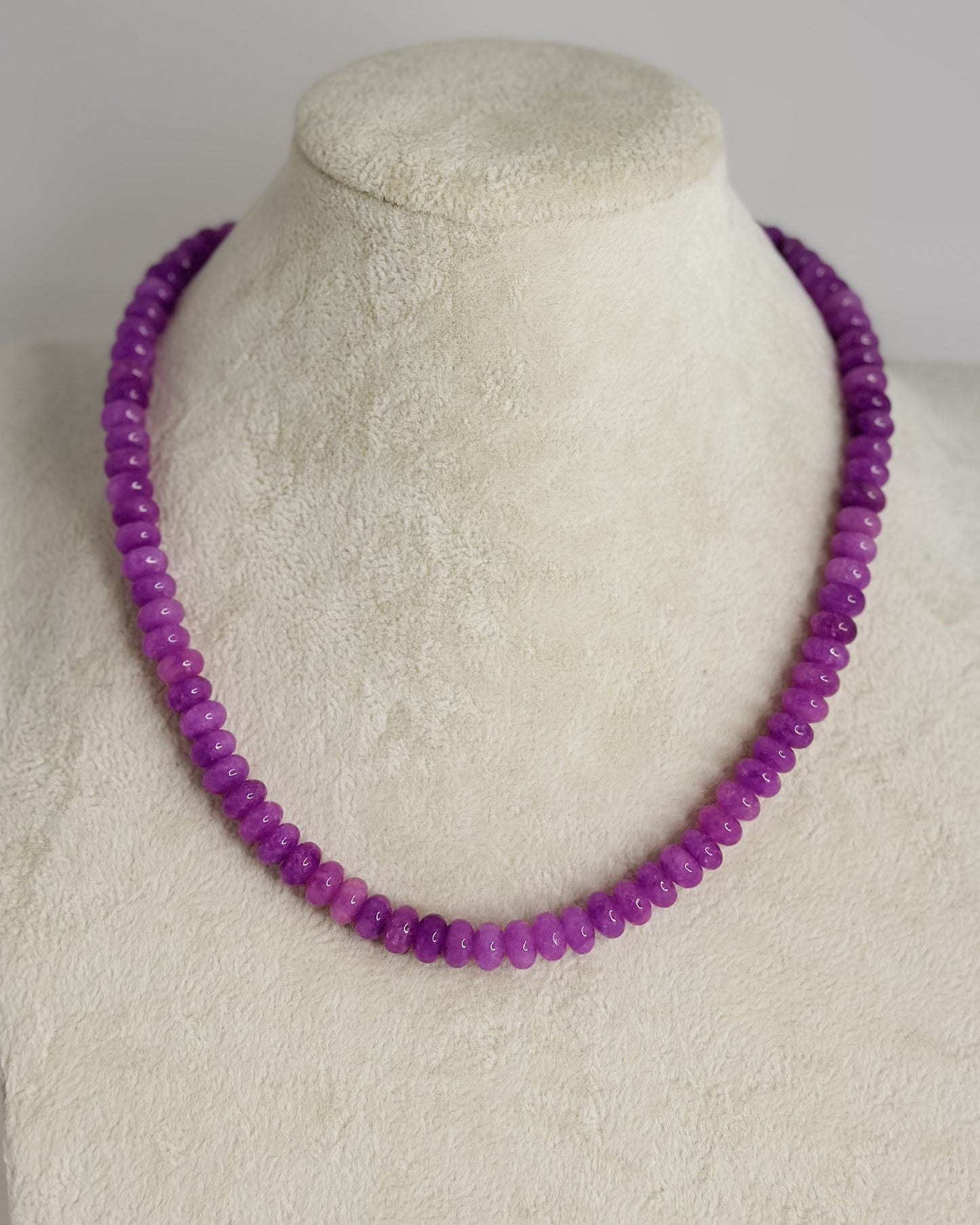 STONE BEAD NECKLACE