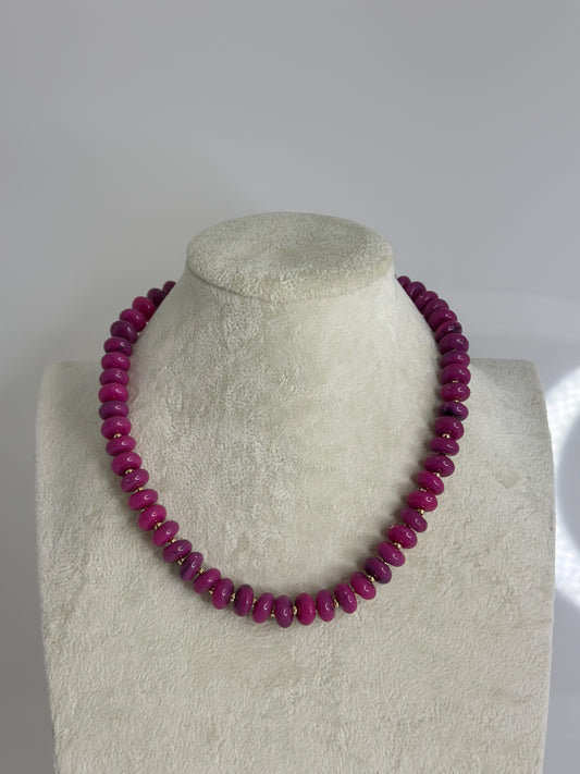 CHUNKY STONE BEADS NECKLACE - FUCHSIA