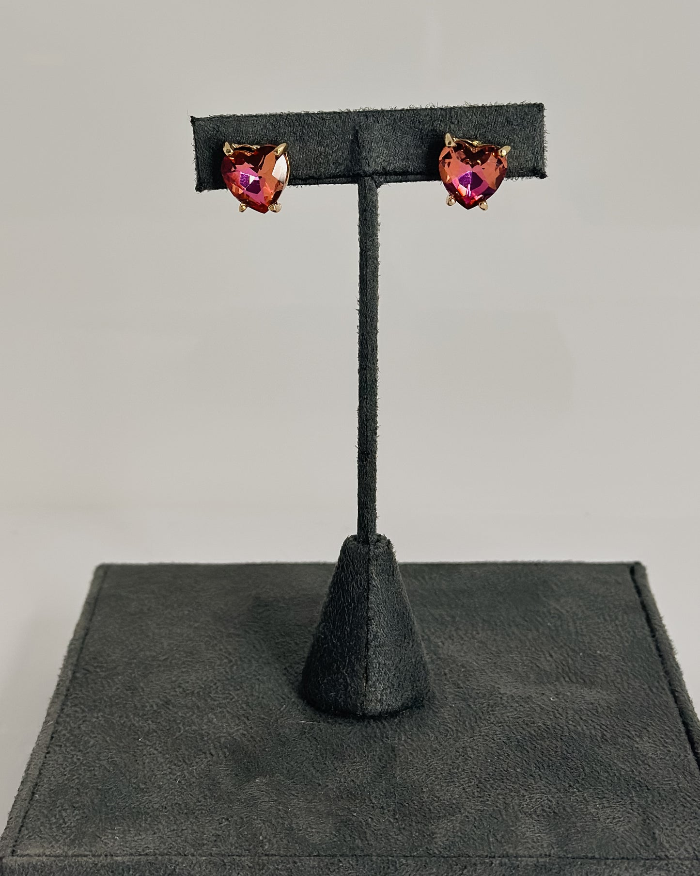 HEART SHAPED GEM STUD EARRINGS