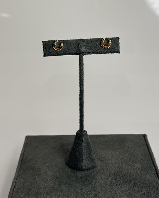 HORSE SHOE STUD EARRINGS