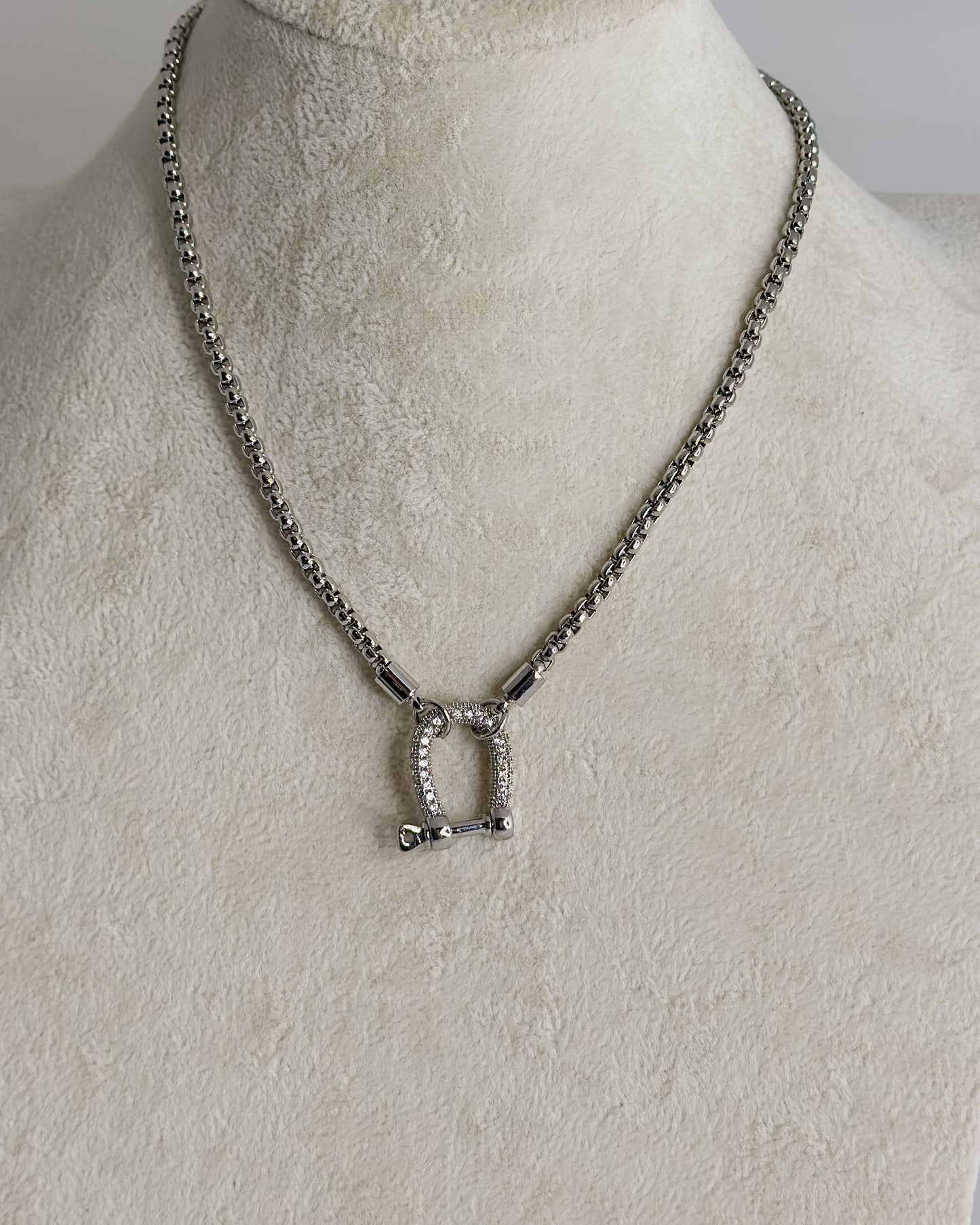SILVER HORSE BIT NECKLACE