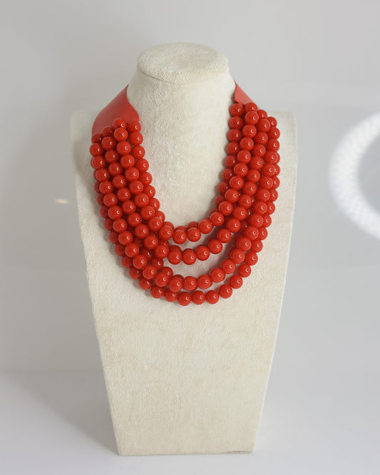 SEVEN STRAND BEADED NECKLACE WITH MAGNETIC CLOSURE