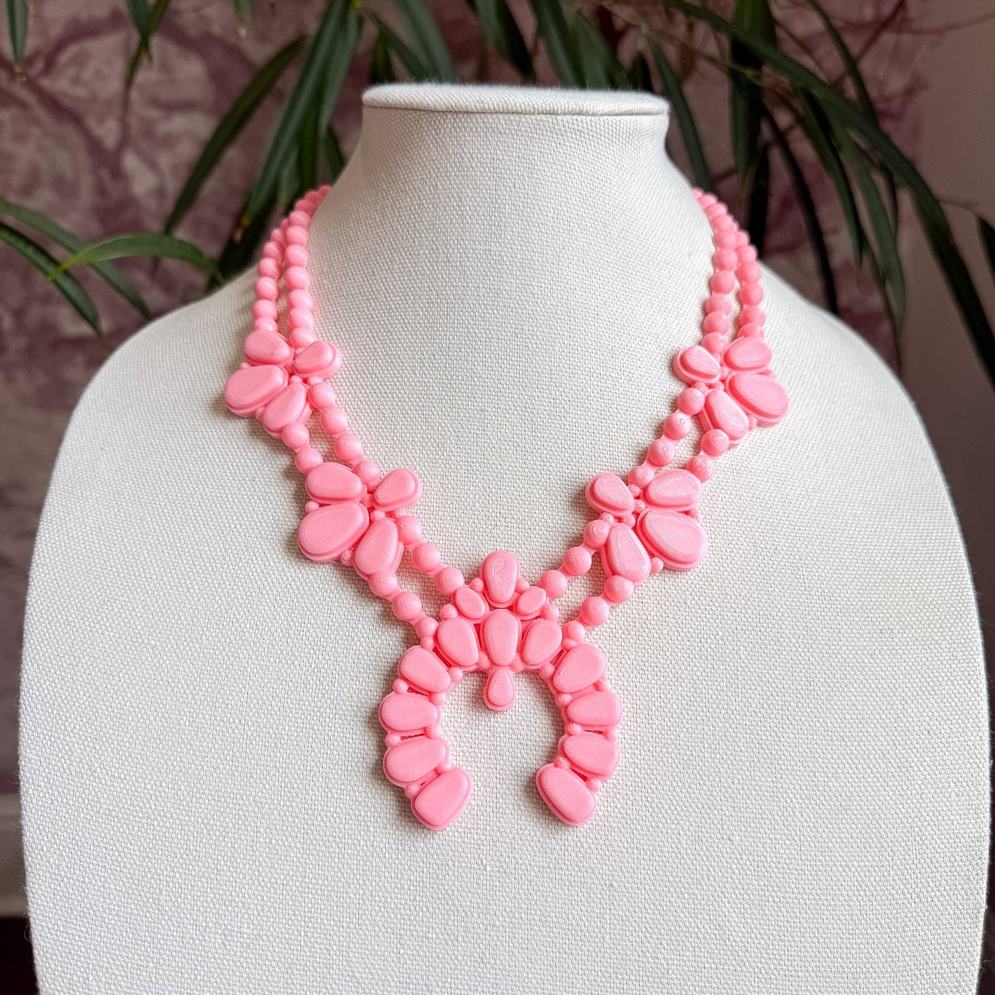 NIGHT BLOOM NECKLACE