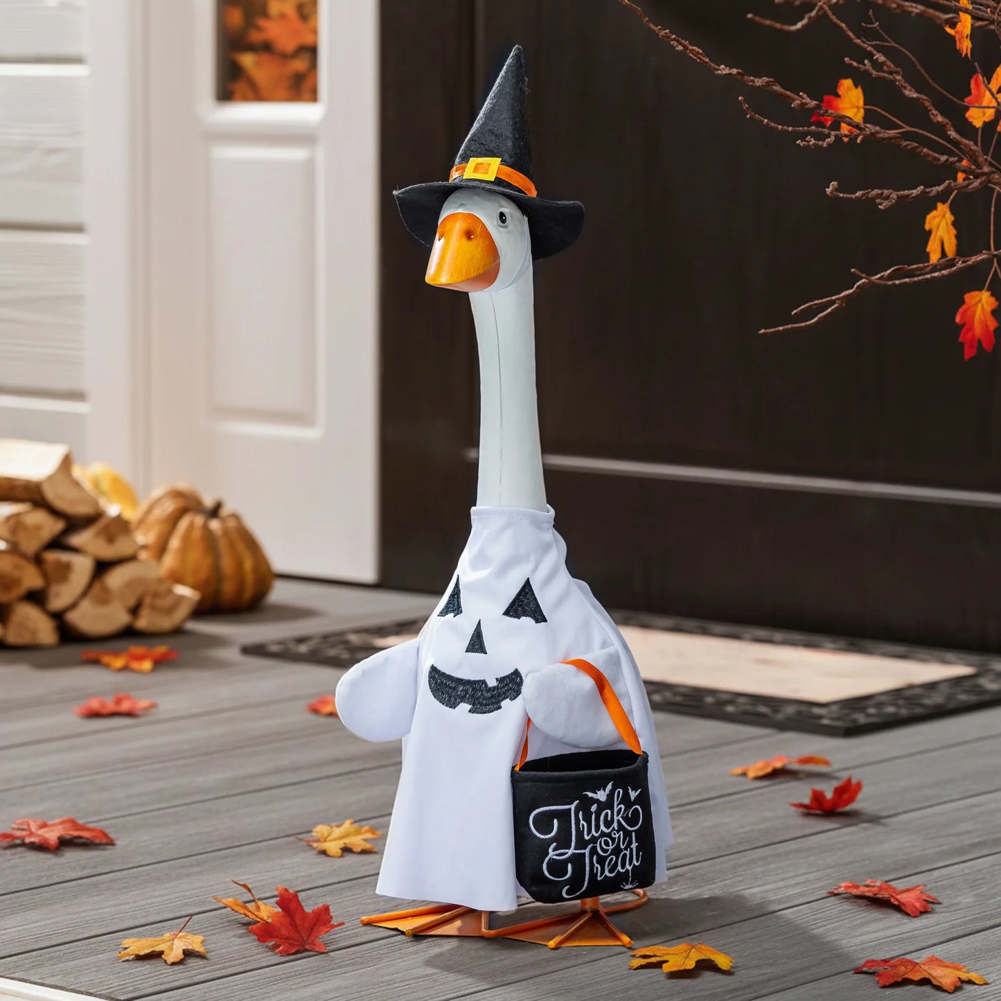 GIDDY THE PORCH GOOSE OUTFITS