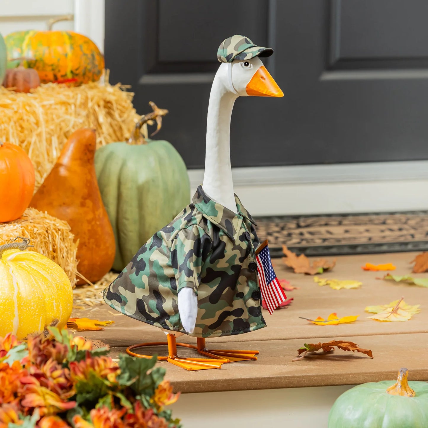 GIDDY THE PORCH GOOSE OUTFITS