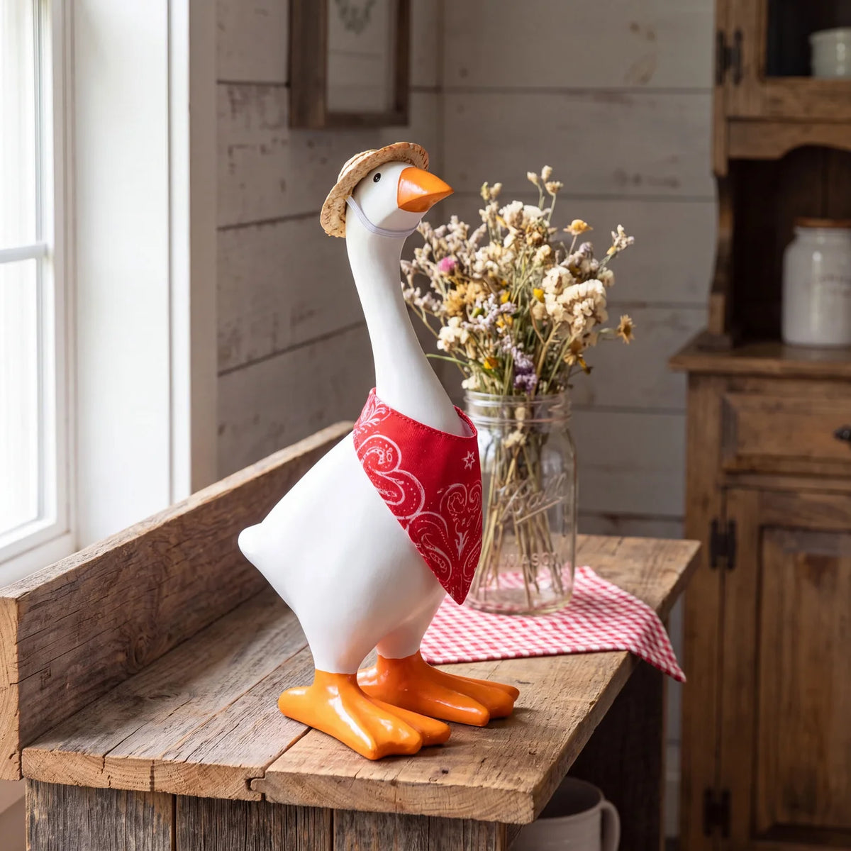 GORDY THE TABLETOP GOOSE ACCESSORY SET