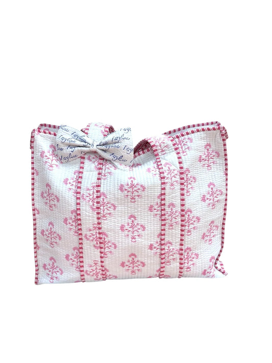 JANE QUILTED TOTE BAGE W/ZIPPER & BOW