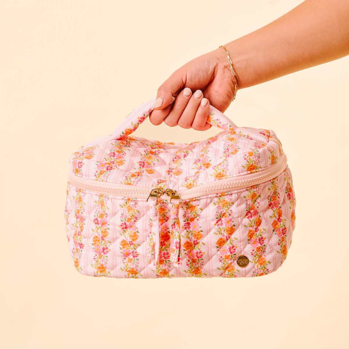 GLAM & GO QUILTED COSMETIC BAG