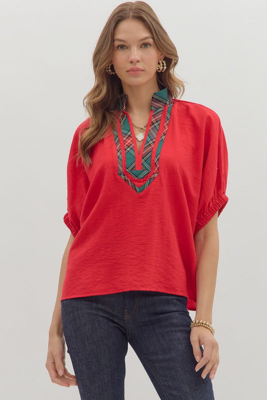 SHORT SLEEVE DOLMAN TOP WITH PLAID V-NECK