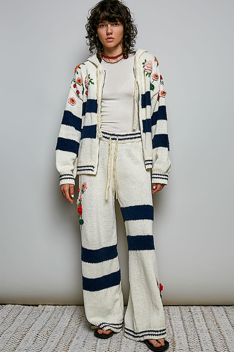 CREAM & NAVY MULTI STRIPED PATTERN 3D EMBROIDERED ZIP UP SWEATER TOP  & PANTS