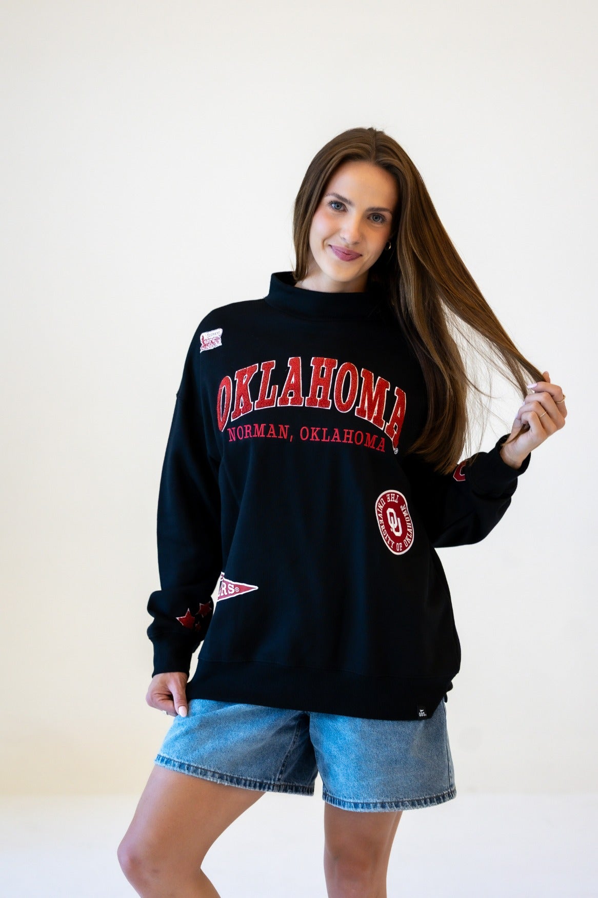 OKLAHOMA ALL OVER SCATTER FUNNEL NECK PULLOVER
