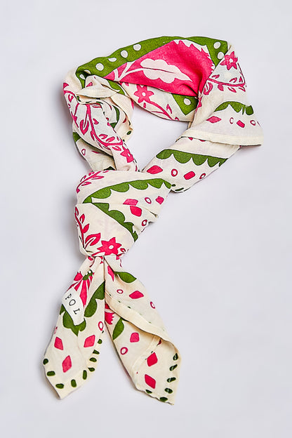 FUCHSI A MULTI FLORAL PATTERN MULTI STYLE WRAP SCARF