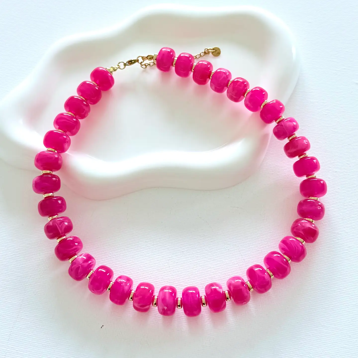 CHUNKY RESIN BEADED NECKLACE