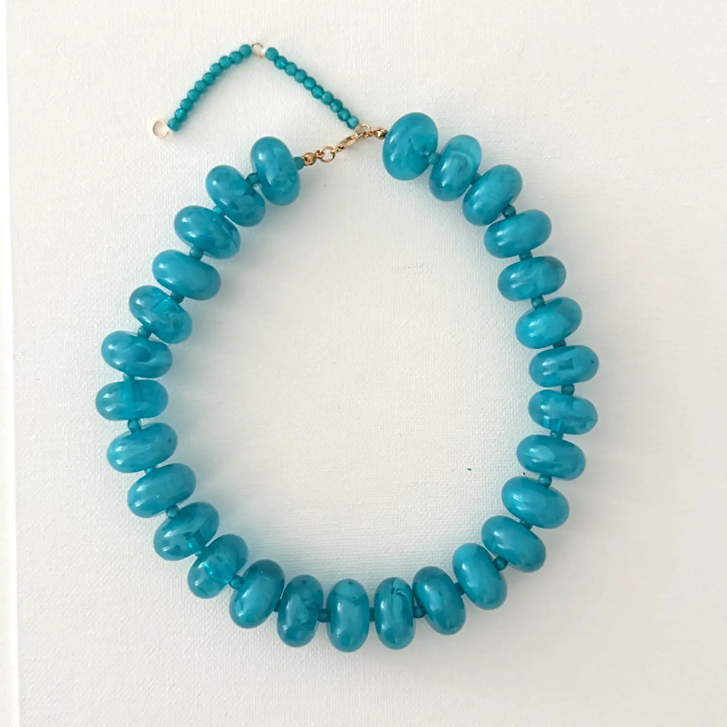 OVERSIZED RONDELLE BEADED NECKLACE