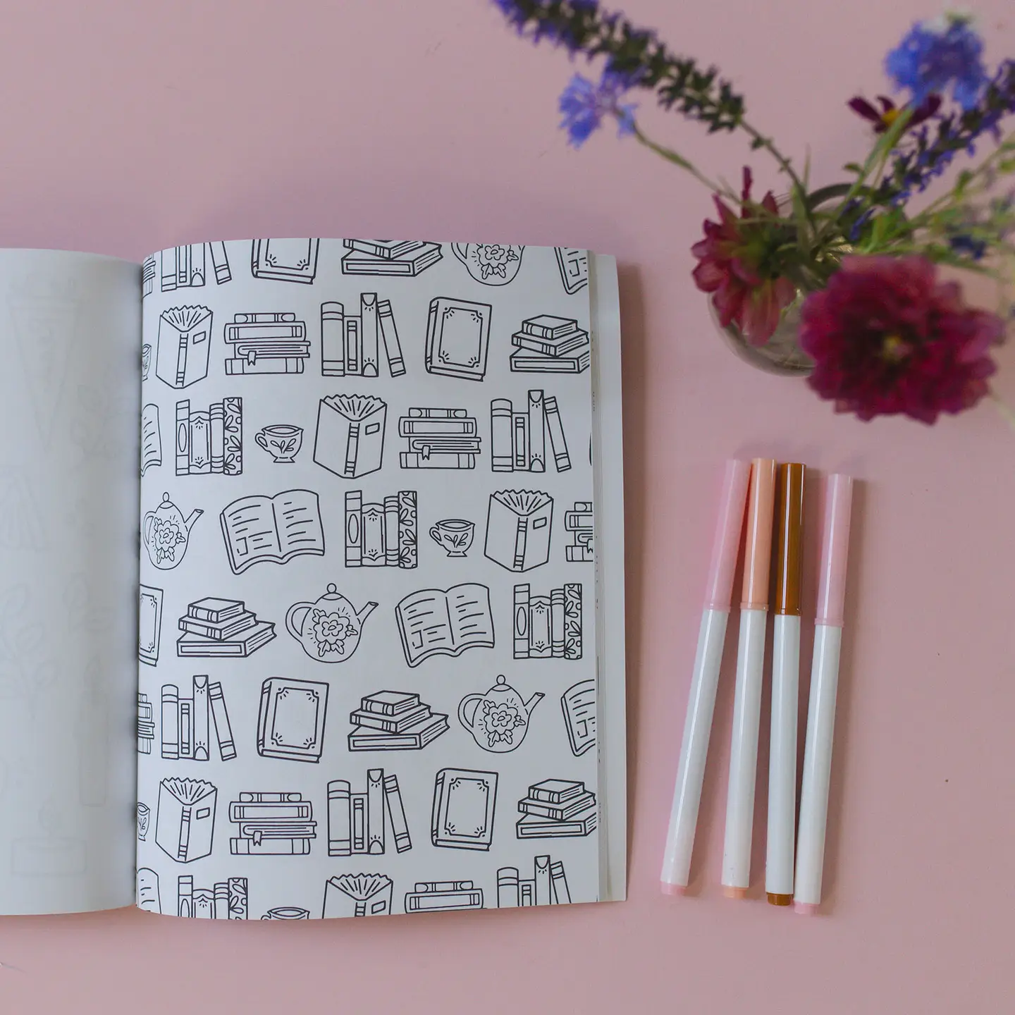 BOOK LOVER COLORING BOOK
