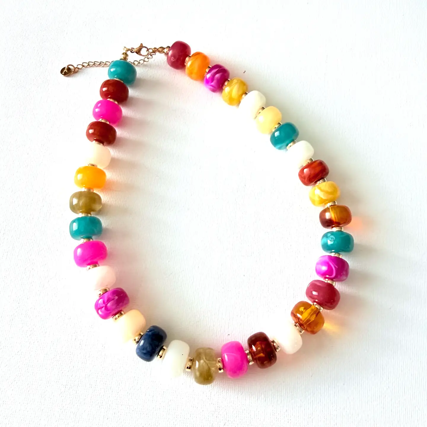 CHUNKY RESIN BEADED NECKLACE