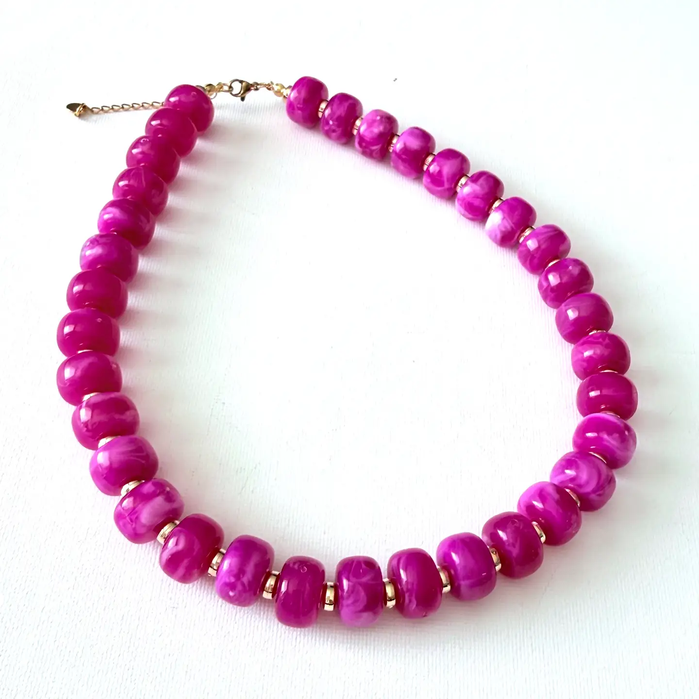 CHUNKY RESIN BEADED NECKLACE